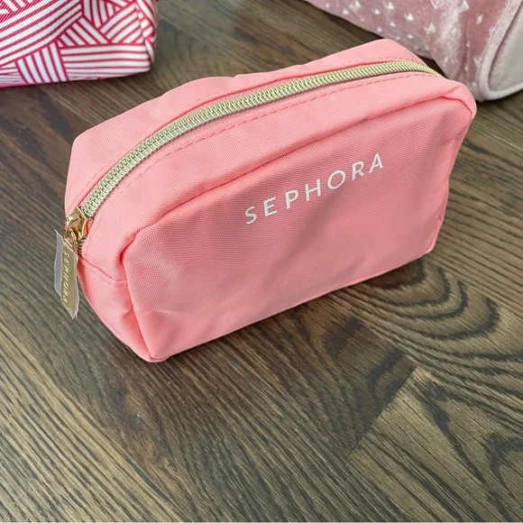 Bundle of 7 Pink Cosmetic Bags - Picture 5 of 6